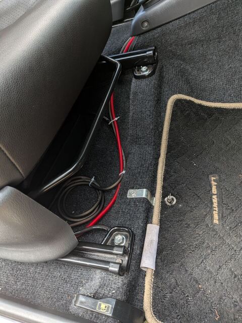 Sub power run along the seat