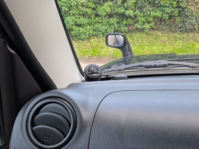 Tweeter on the dash at the base of the A-pillar